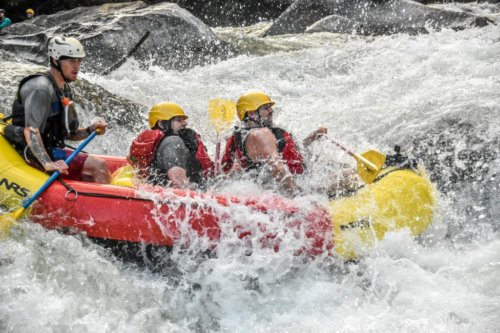 white water rafting colombia