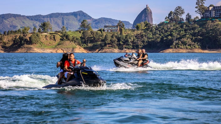 2 jetskis in the lake