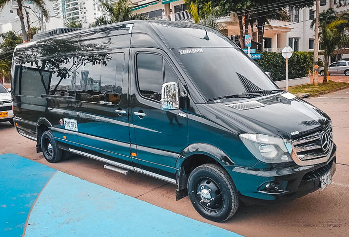 Van for kite trips Colombia